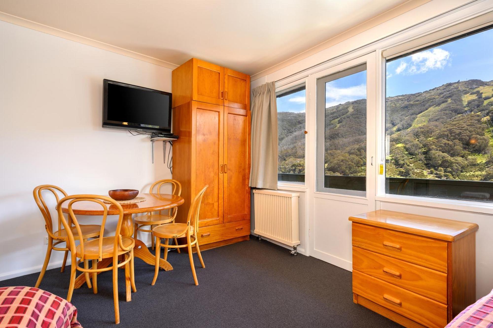 Kasees Apartments & Mountain Lodge Thredbo Room photo